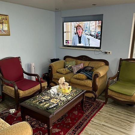 Guest House Medea Кутаиси Екстериор снимка
