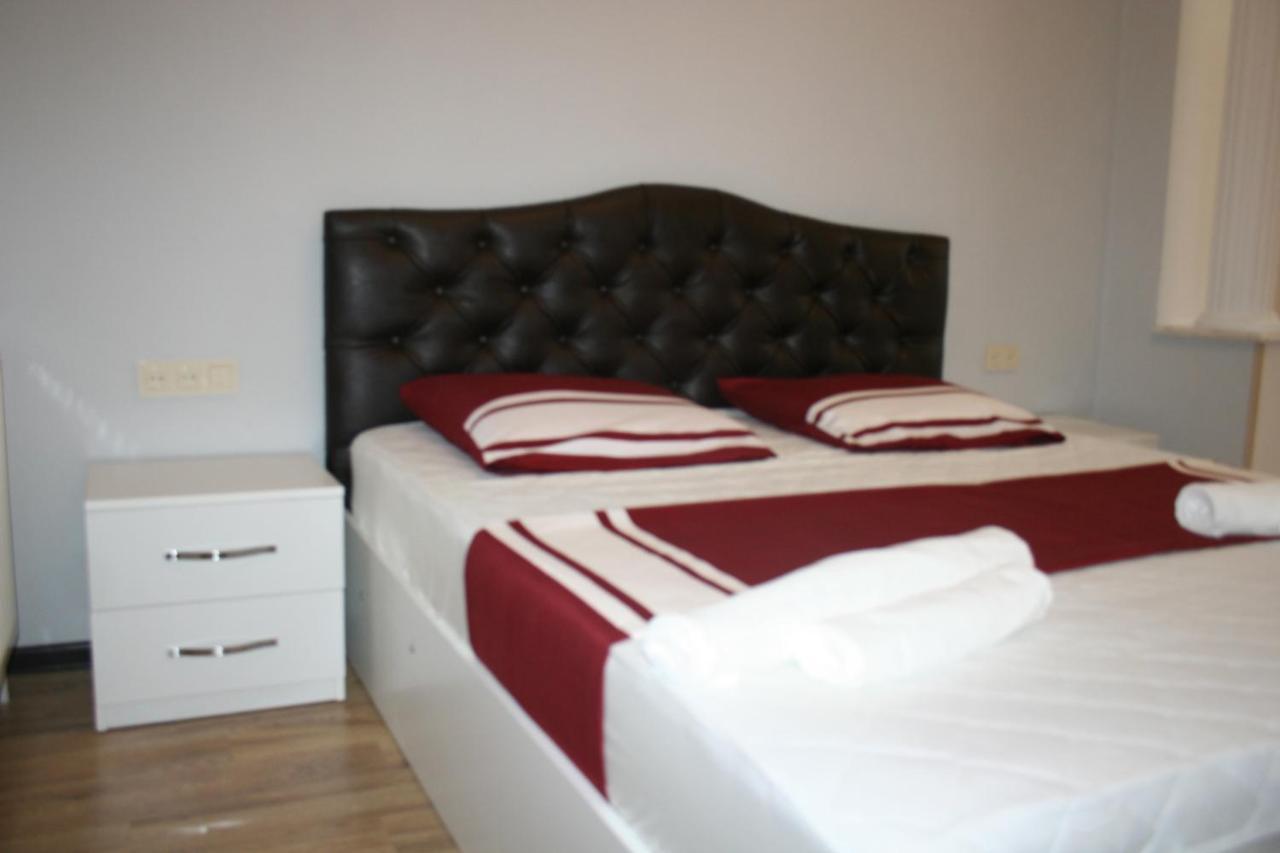 Guest House Medea Кутаиси Екстериор снимка