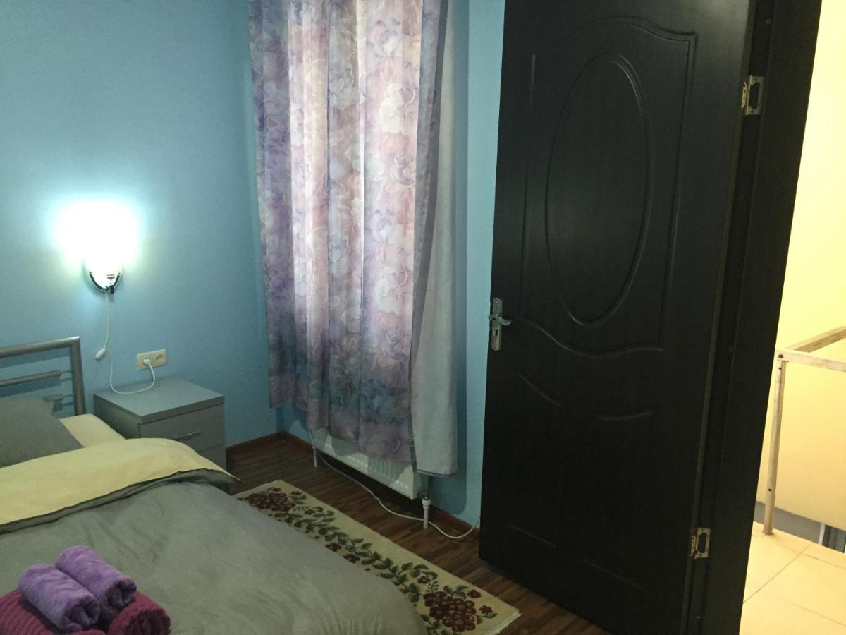 Guest House Medea Кутаиси Екстериор снимка